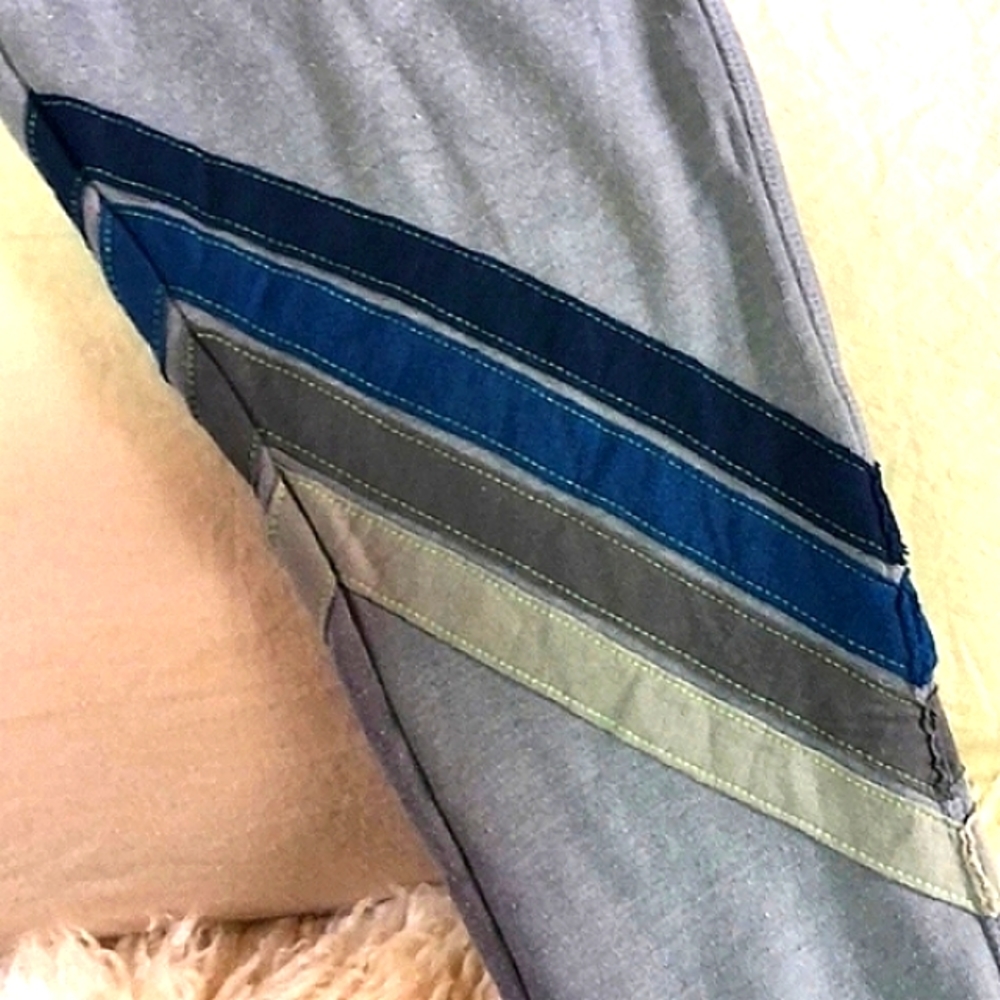 🐨 Aviator Nation Gray Striped Drawstring Sweatpants Juniors L - Picture 2 of 13